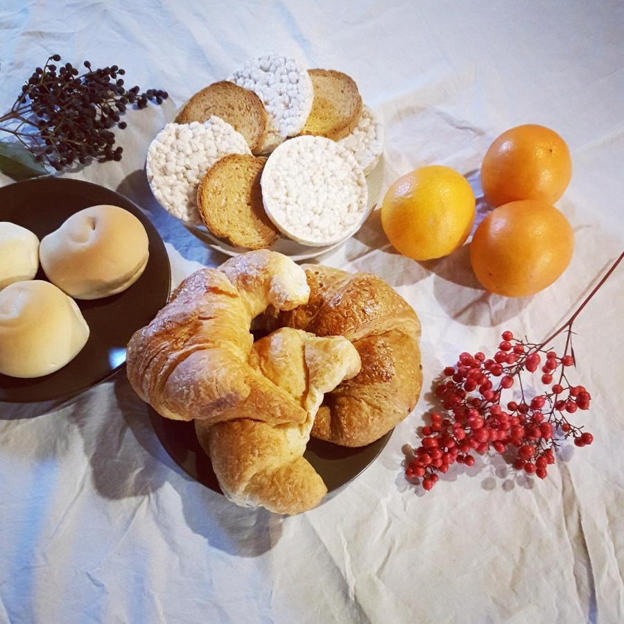 La Cascina Di Alice Bed and Breakfast Castiglione Delle Stiviere Eksteriør billede