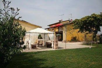 La Cascina Di Alice Bed and Breakfast Castiglione Delle Stiviere Eksteriør billede