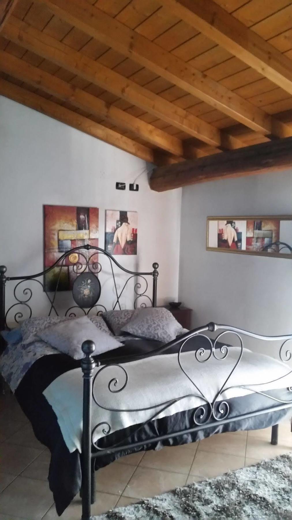 La Cascina Di Alice Bed and Breakfast Castiglione Delle Stiviere Eksteriør billede
