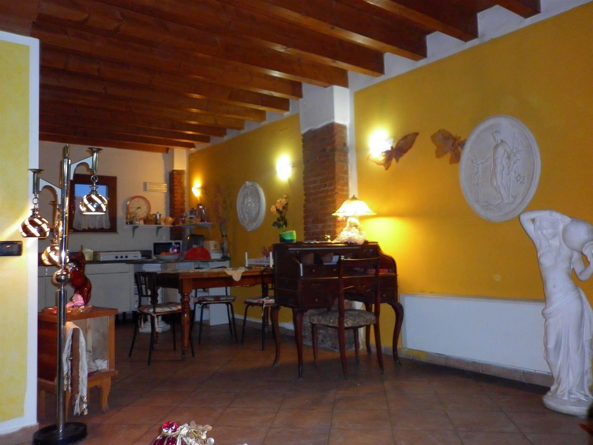 La Cascina Di Alice Bed and Breakfast Castiglione Delle Stiviere Eksteriør billede