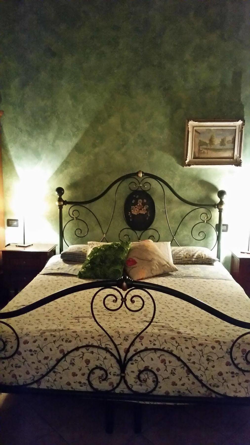 La Cascina Di Alice Bed and Breakfast Castiglione Delle Stiviere Eksteriør billede